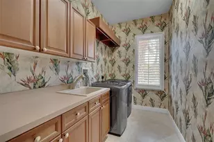 1541 Caribbean Dr, Sarasota, FL 34231 - Photo 69