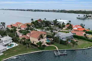 1541 Caribbean Dr, Sarasota, FL 34231 - Photo 7