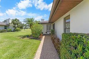 3766 Ballantrae Dr, Sarasota, FL 34238 - Photo 21