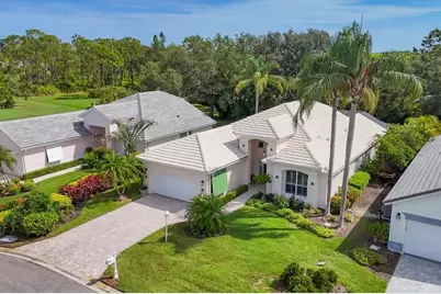 7916 Hampton Court, University Park, FL 34201 - Photo 3