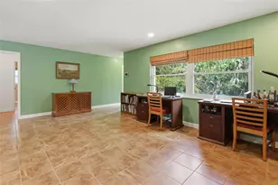 3036 Hyde Park St, Sarasota, FL 34239 - Photo 5