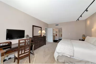 1111 N Gulfstream Ave #1A Avenue, Sarasota, FL 34236 - Photo 11