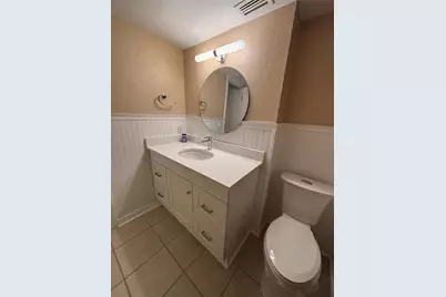 1968 Toucan Way #1404, Sarasota, FL 34232 - Photo 13