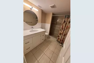 1968 Toucan Way #1404, Sarasota, FL 34232 - Photo 9