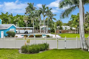 206 20th St W, Bradenton, FL 34205 - Photo 37