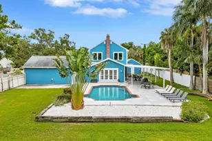 206 20th St W, Bradenton, FL 34205 - Photo 17