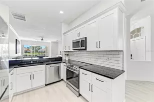 9532 Forest Hills Cir, Sarasota, FL 34238 - Photo 25