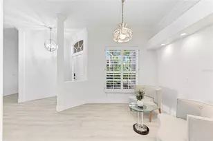 9532 Forest Hills Cir, Sarasota, FL 34238 - Photo 11