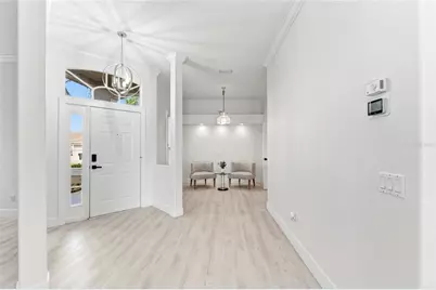 9532 Forest Hills Circle, Sarasota, FL 34238 - Photo 9