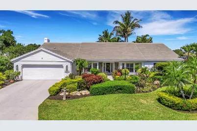 5679 Country Lakes Drive #7, Sarasota, FL 34243 - Photo 1