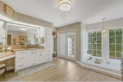 5679 Country Lakes Drive #7, Sarasota, FL 34243 - Photo 43