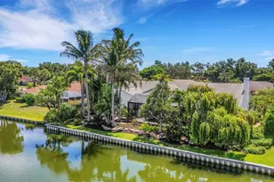 5679 Country Lakes Dr, Sarasota, FL 34243 - Photo 67