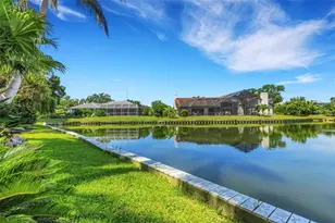 5679 Country Lakes Dr, Sarasota, FL 34243 - Photo 63