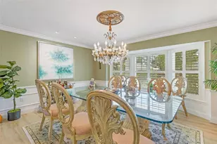 5679 Country Lakes Dr, Sarasota, FL 34243 - Photo 9