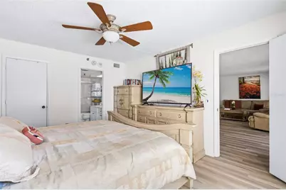 1100 Benjamin Franklin Drive #305, Sarasota, FL 34236 - Photo 47