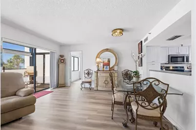 1100 Benjamin Franklin Drive #305, Sarasota, FL 34236 - Photo 39