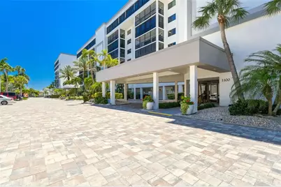 1100 Benjamin Franklin Drive #305, Sarasota, FL 34236 - Photo 15