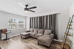 7012 40th Ave N, Saint Petersburg, FL 33709 - Photo 7