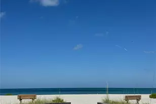 995 La Guna Dr, Venice, FL 34285 - Photo 7