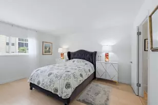 995 La Guna Dr, Venice, FL 34285 - Photo 19
