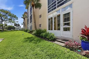 995 La Guna Dr, Venice, FL 34285 - Photo 11