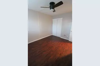 3001 Bee Ridge Road #112, Sarasota, FL 34239 - Photo 11
