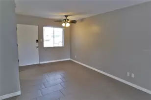 3001 Bee Ridge Rd, Sarasota, FL 34239 - Photo 3