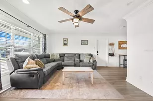 2638 Webber Pl, Sarasota, FL 34232 - Photo 9