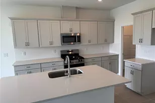 8725 Canard Cv, Palmetto, FL 34221 - Photo 11