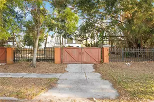 1743 8th St, Sarasota, FL 34236 - Photo 47