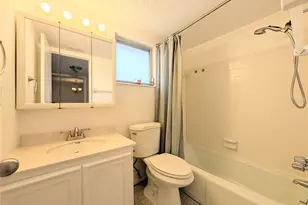 4129 Lake Bayshore Dr, Bradenton, FL 34205 - Photo 15