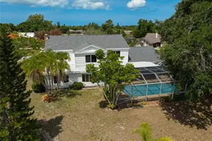 3215 Pine Valley Dr, Sarasota, FL 34239 - Photo 57