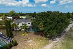3215 Pine Valley Dr, Sarasota, FL 34239 - Photo 55
