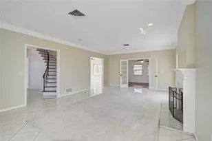3215 Pine Valley Dr, Sarasota, FL 34239 - Photo 19