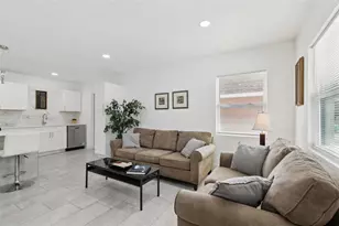 3530 Goodrich Ave, Sarasota, FL 34234 - Photo 5