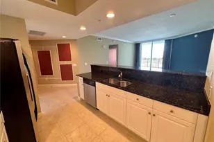 800 N Tamiami Trl, Sarasota, FL 34236 - Photo 5