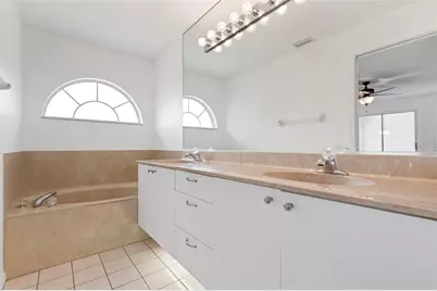 5368 Kelly Drive #17, Sarasota, FL 34233 - Photo 25