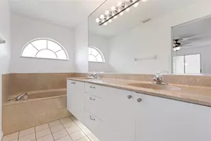 5368 Kelly Dr, Sarasota, FL 34233 - Photo 25