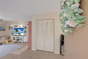 2727 75th St W, Bradenton, FL 34209 - Photo 3