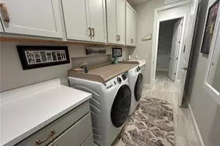 9217 Torrent Trl, Sarasota, FL 34241 - Photo 21