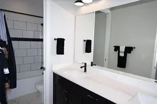 9217 Torrent Trl, Sarasota, FL 34241 - Photo 43