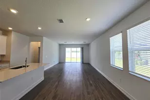 11757 71st Ave E, Palmetto, FL 34221 - Photo 7