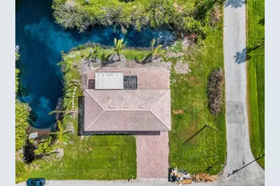 9080 Caloosa Drive, Venice, FL 34293 - Photo 3