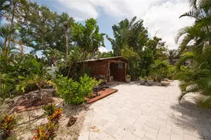 4925 Primrose Path, Sarasota, FL 34242 - Photo 45
