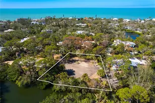 7219 Pine Needle Rd, Sarasota, FL 34242 - Photo 1