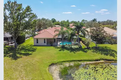 6815 Honeysuckle Trail, Lakewood Ranch, FL 34202 - Photo 47