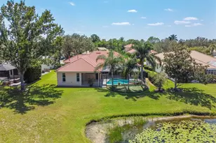 6815 Honeysuckle Trail, Lakewood Ranch, FL 34202 - Photo 47