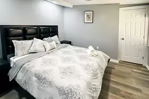 4303 Chestnut Ave, Sarasota, FL 34234 - Photo 21