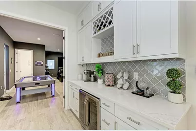 8211 37th Avenue Circle W, Bradenton, FL 34209 - Photo 11