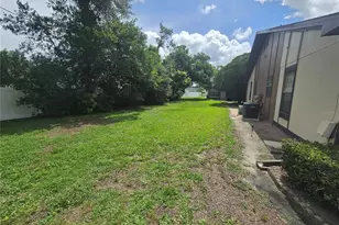 4632 Blossom Blvd, Zephyrhills, FL 33542 - Photo 3